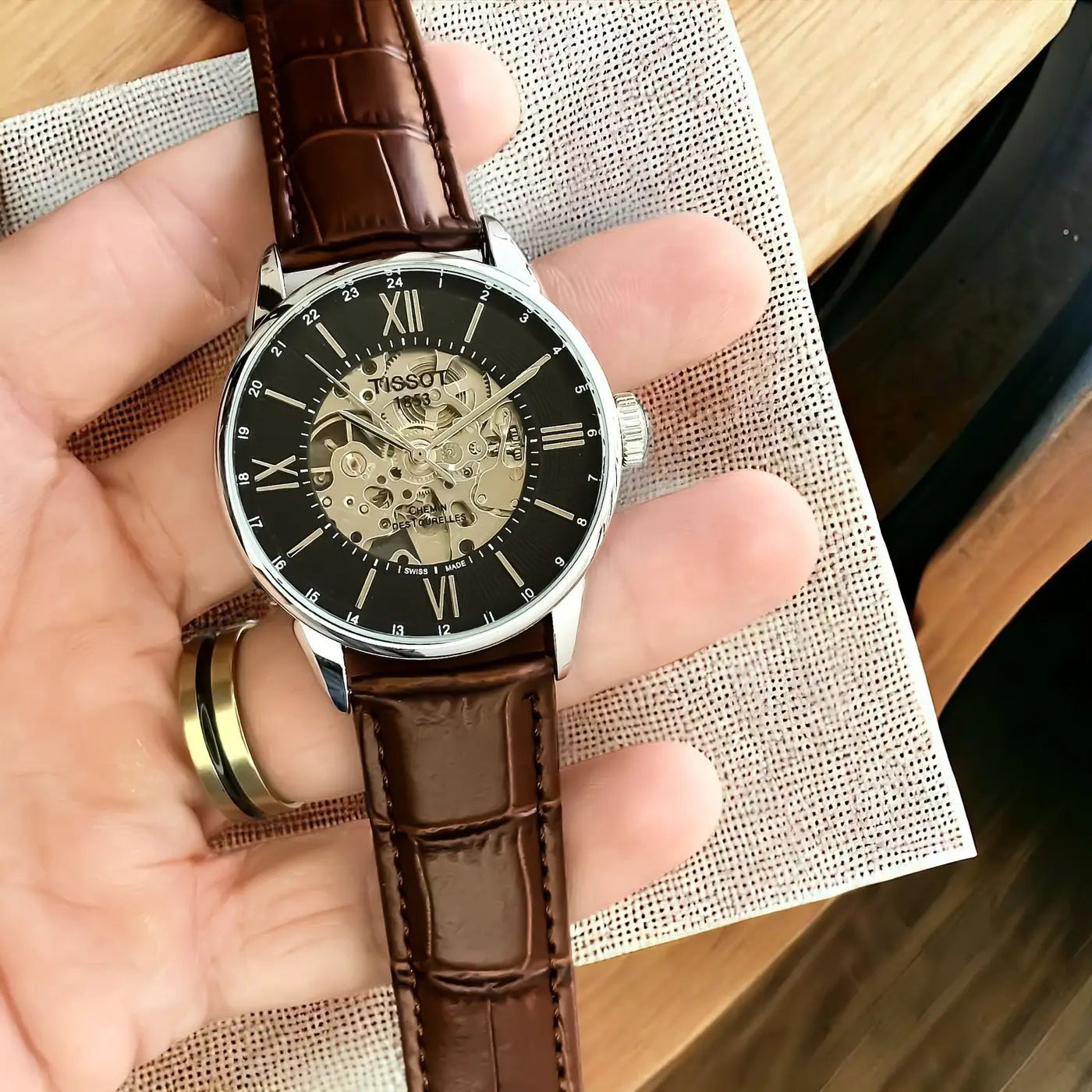 Tissot LeLocle Automatic is the ultimate automatic watch, now combined with the energy of the Powermatic 80 movement and unconditional looks.