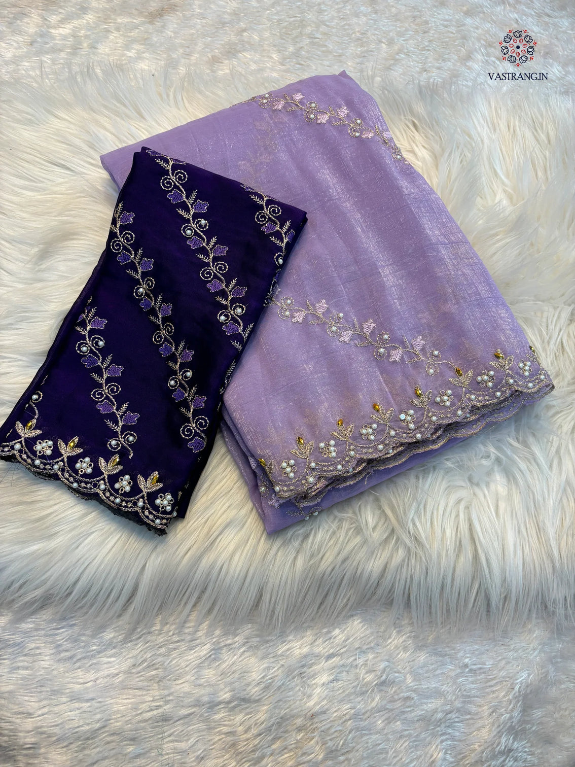 Marvellous Wedding Wear Pure Crunchy Silk Embroidery Work Fancy Desginer Saree With Blouse