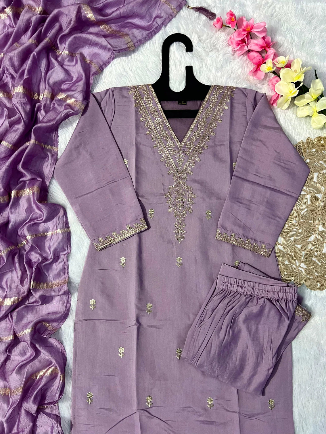 New Wedding Wear Lavender Color Roman Silk Embroidery Work Designer Straight Kurta With Trouser n Dupatta Set